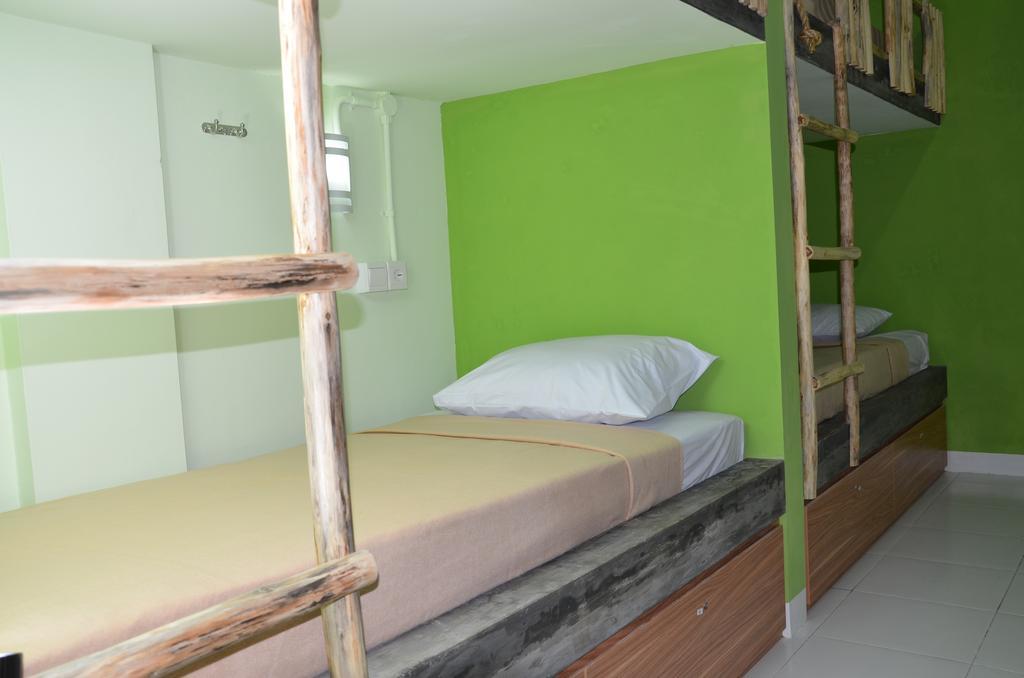 The Eco-Living Hostel Denpasar Zewnętrze zdjęcie