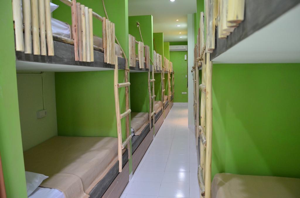 The Eco-Living Hostel Denpasar Zewnętrze zdjęcie