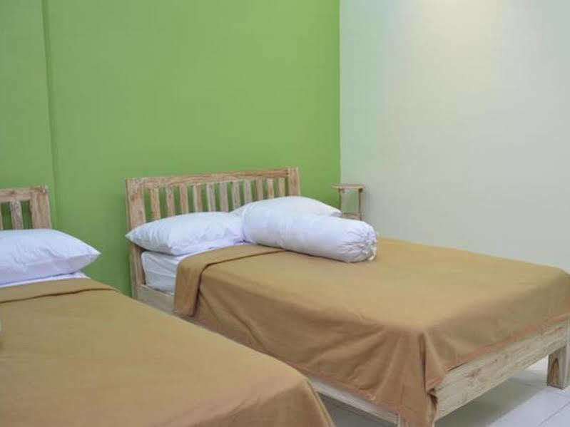 The Eco-Living Hostel Denpasar Zewnętrze zdjęcie